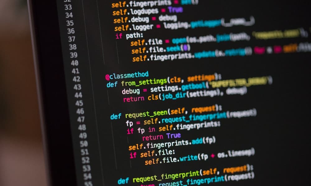 Rust Programlama Dili 2025: Neden Bu Kadar Popüler? Tam Rehber
