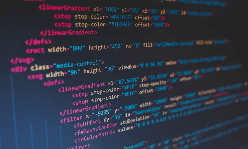 TIOBE Şubat 2026 Programlama Dilleri Sıralaması: Python Zirvede, C++ Java'yı Geçti!