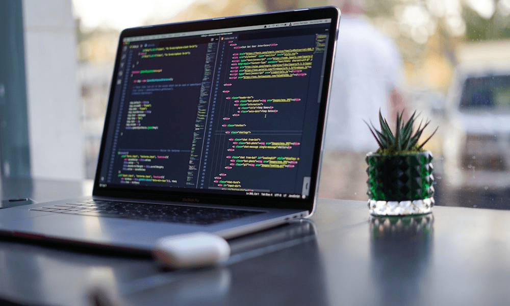 TypeScript 5.7 Yenilikleri: Path Rewriting, Iterator Helpers ve Performans Rehberi (2026)