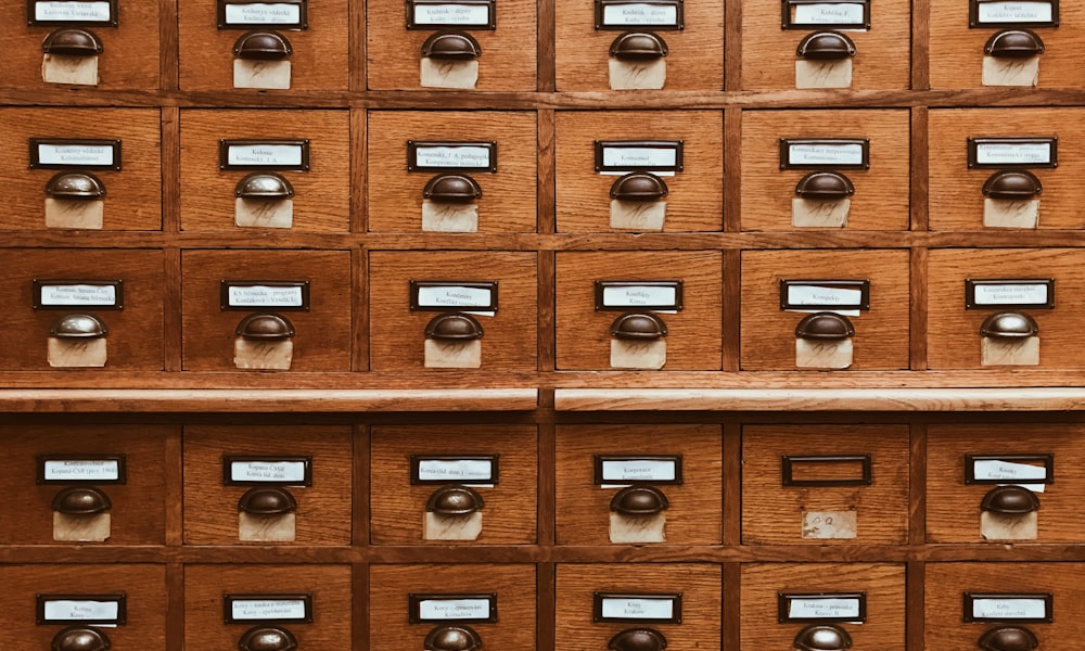 PostgreSQL 18 Yenilikleri: AIO Subsystem, UUIDv7, Virtual Generated Columns ve OAuth Rehberi (2026)