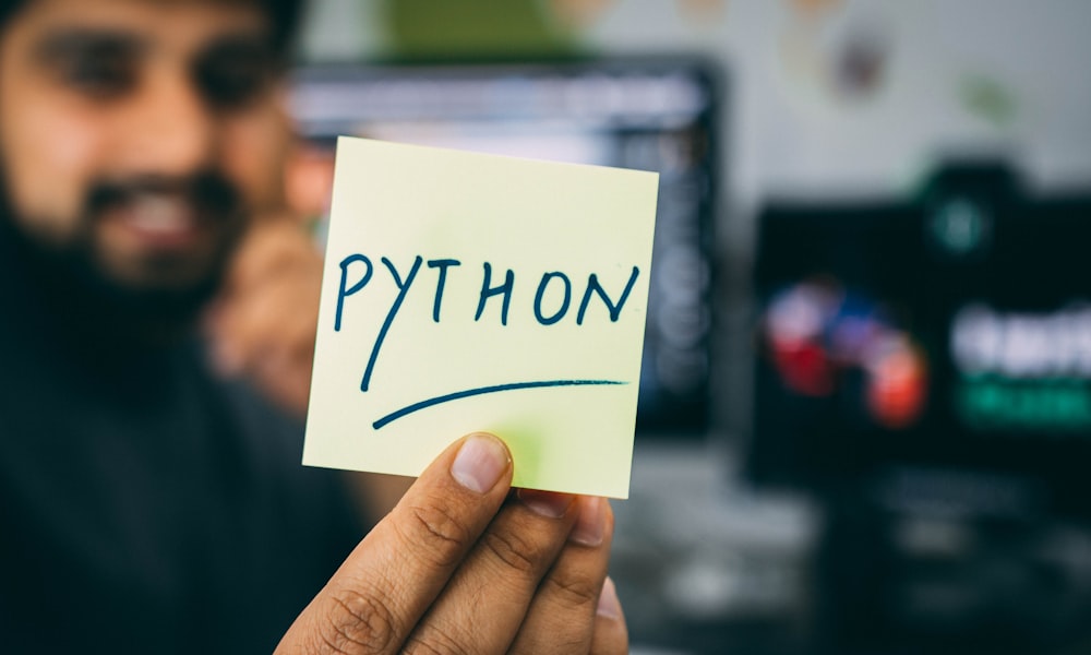 Python 3.14 t-string Nedir? Template String Literals Rehberi (2026)