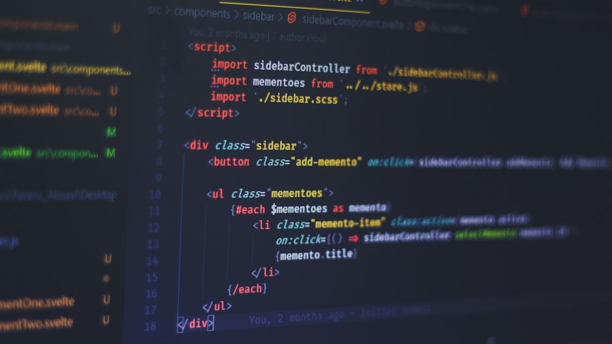 Kod düzenleyicide kaynak kod (Source code in an editor)